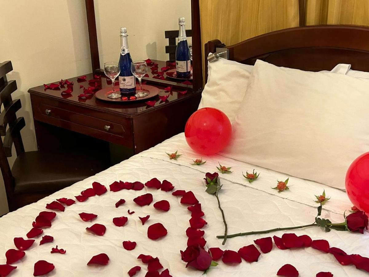 Hotel Casa Franciscana Кито Экстерьер фото