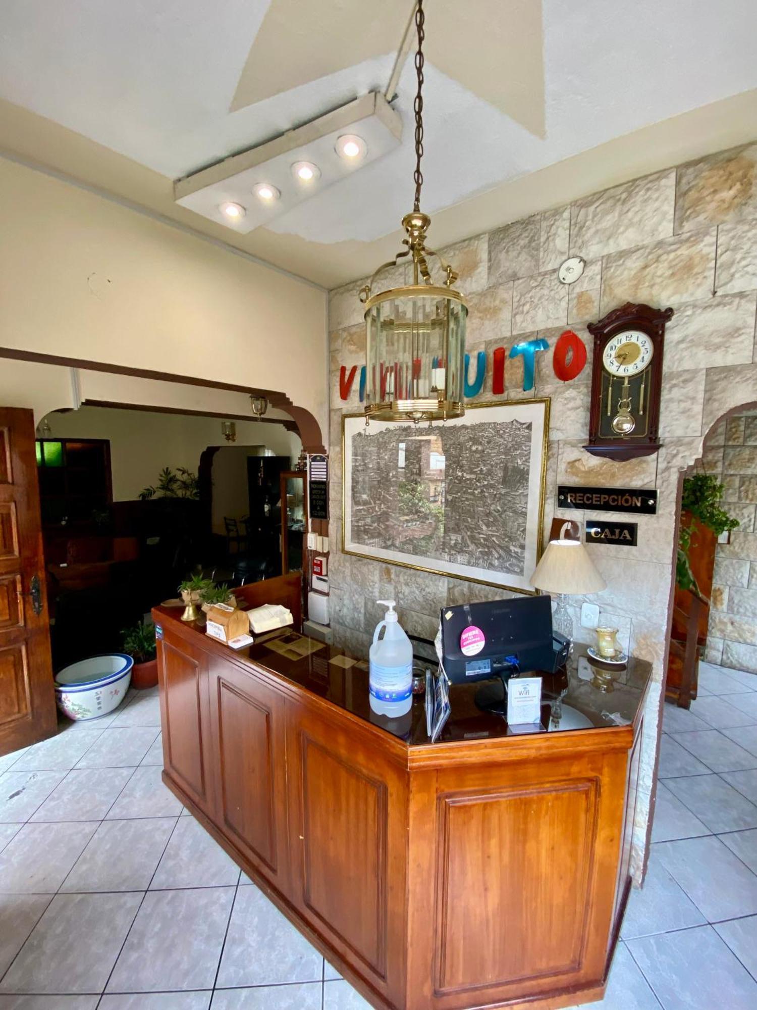 Hotel Casa Franciscana Кито Экстерьер фото